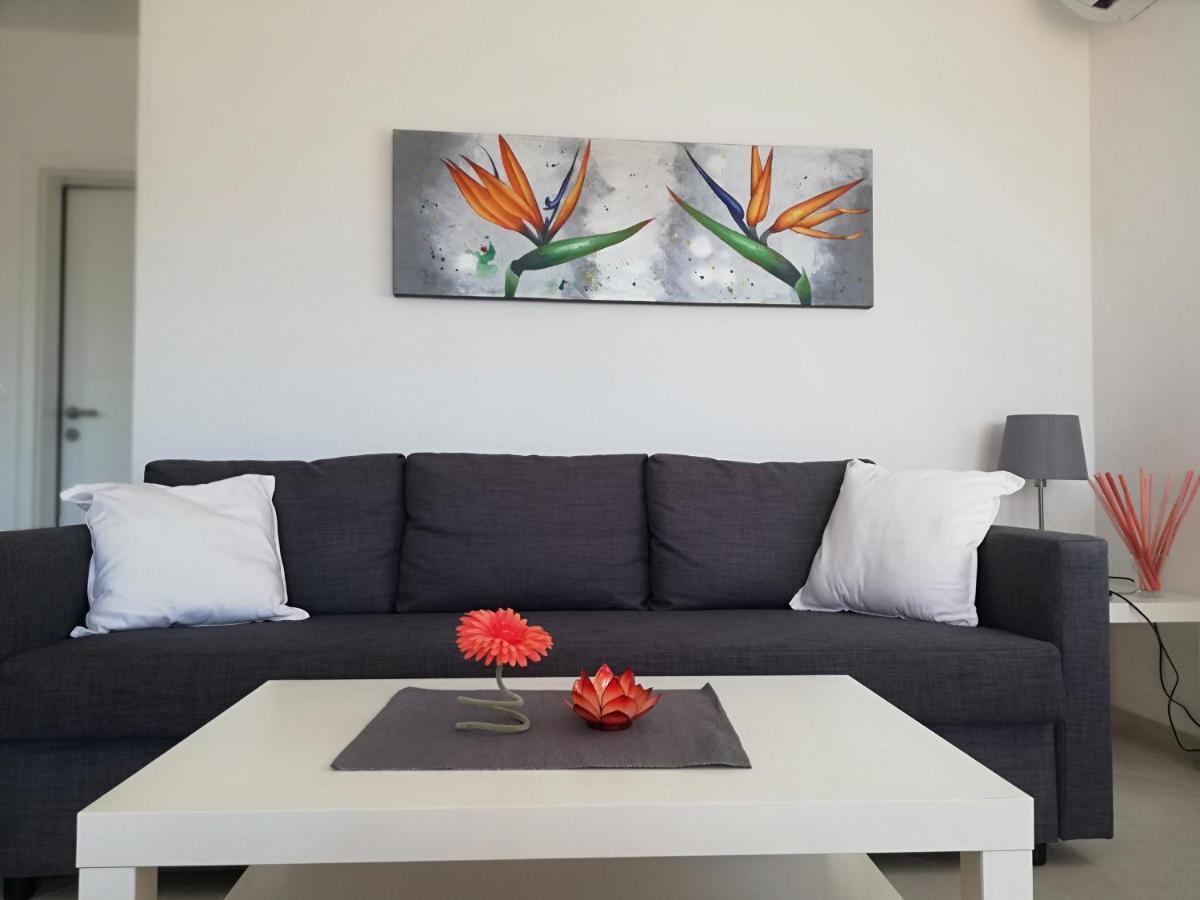 Apartments Oleander Lovrecica-Residence With Pool Exteriör bild